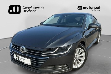 Essence + Pakiety, ACC, Kamera, Podgrzewane 4 fotele i kierownica