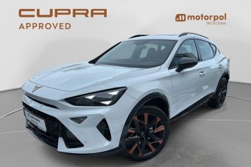 4x4 + Pakiety, 204KM, DCC, Hak, Kamera 360˚, ACC, SENNHEISER, Panorama