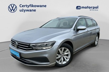 Essence + Pakiety, FV 23%, Tempomat, Podgrzewane fotele, Apple CarPlay