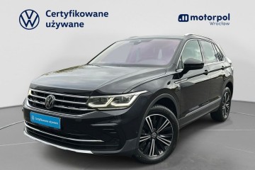 Elegance 4x4 + Pakiety, ACC, LED Matrix, GPS, Podgrzewana kierownica