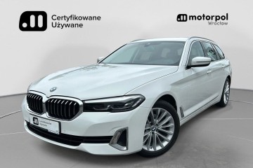i Luxury Line Sport, Hak, Tempomat, Kamera, CarPlay,