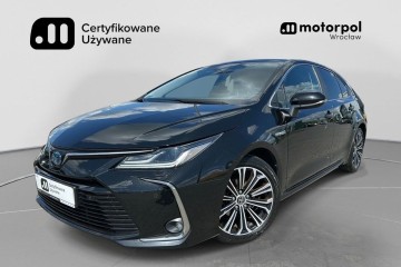 Excultive Hybryda, Tempomat aktywny, Podgrzewana kierownica, Kamera