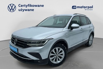 Life + Pakiet Zimowy, ACC, Podgrzewane fotele i kierownica, Kamera