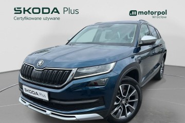 Scout 4x4, DCC, Kamera 360˚, Hak, Panorama, ACC, Fotel z pamięcią